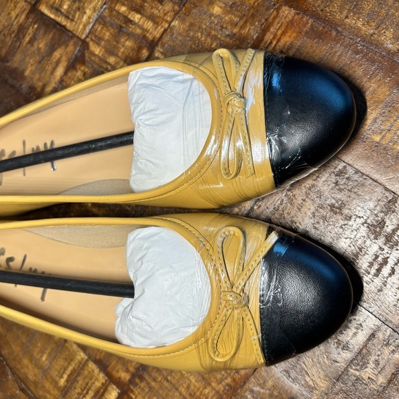 Tuckernuck French Sole Camille Cap Toe Leather ballet Flats New in Box - Picture 11 of 15